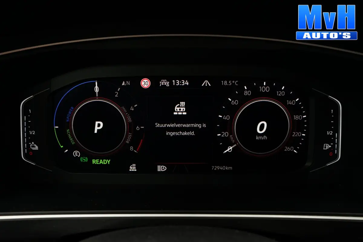 1.4 TSI PHEV R-Line|CUSTOM|PANO|SOH.98.6%
