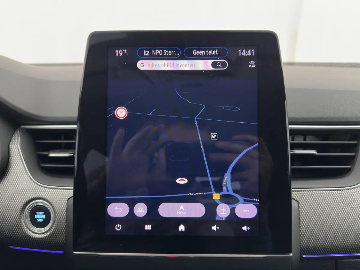 1.6 E-Tech Hybrid 145 Intens (INCL-BTW) Aut. *LEATHER-FABRIC | FULL-LED | DIGI-COCKPIT | LANE-ASSIST | BLINDSPOT | NAVI-FULLMAP | AMBIENTLIGHT | CAMERA | KEYLESS | DAB+ | COMFORTSEATS | PRIV