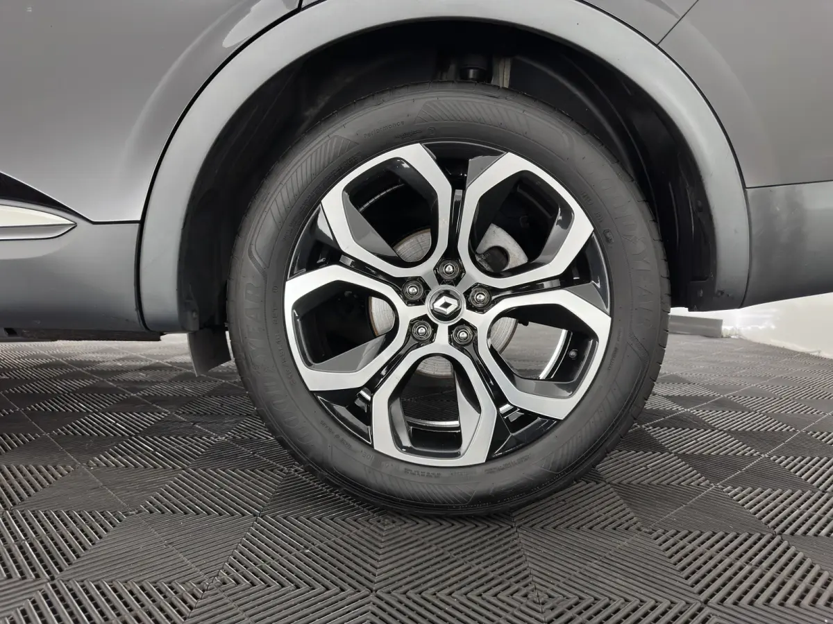 1.6 E-Tech Hybrid 145 Intens (INCL-BTW) Aut. *LEATHER-FABRIC | FULL-LED | DIGI-COCKPIT | LANE-ASSIST | BLINDSPOT | NAVI-FULLMAP | AMBIENTLIGHT | CAMERA | KEYLESS | DAB+ | COMFORTSEATS | PRIV