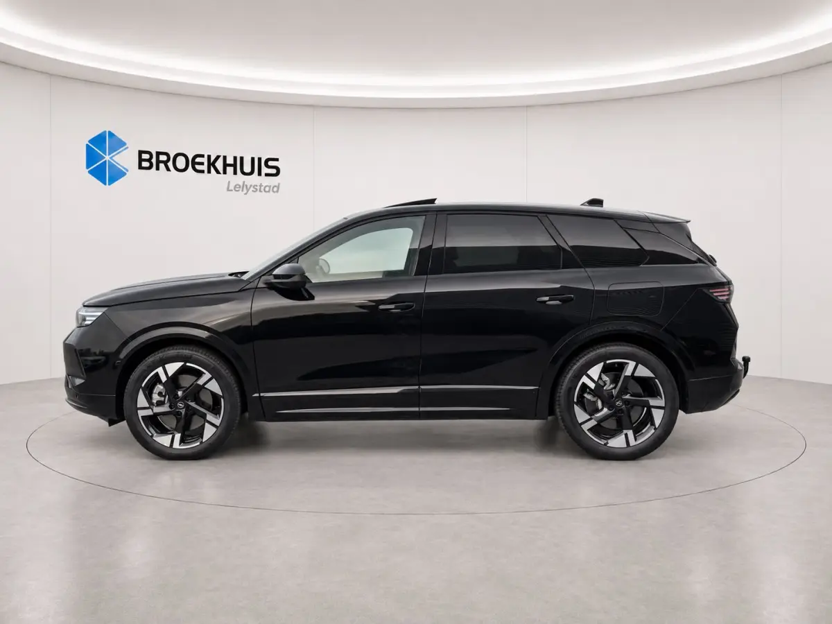 1.6 TURBO PLUG-IN HYBRID 195PK ULTIMATE GS AUTOMAAT / NAVI / LEDER / CLIMA / FULL-LED / PDC / KEYLESS / AFN. TREKHAAK / 19" LMV / PANO. DAK / ADAPT. CRUISE / 1E EIGENAAR / NIEUWSTAAT !!