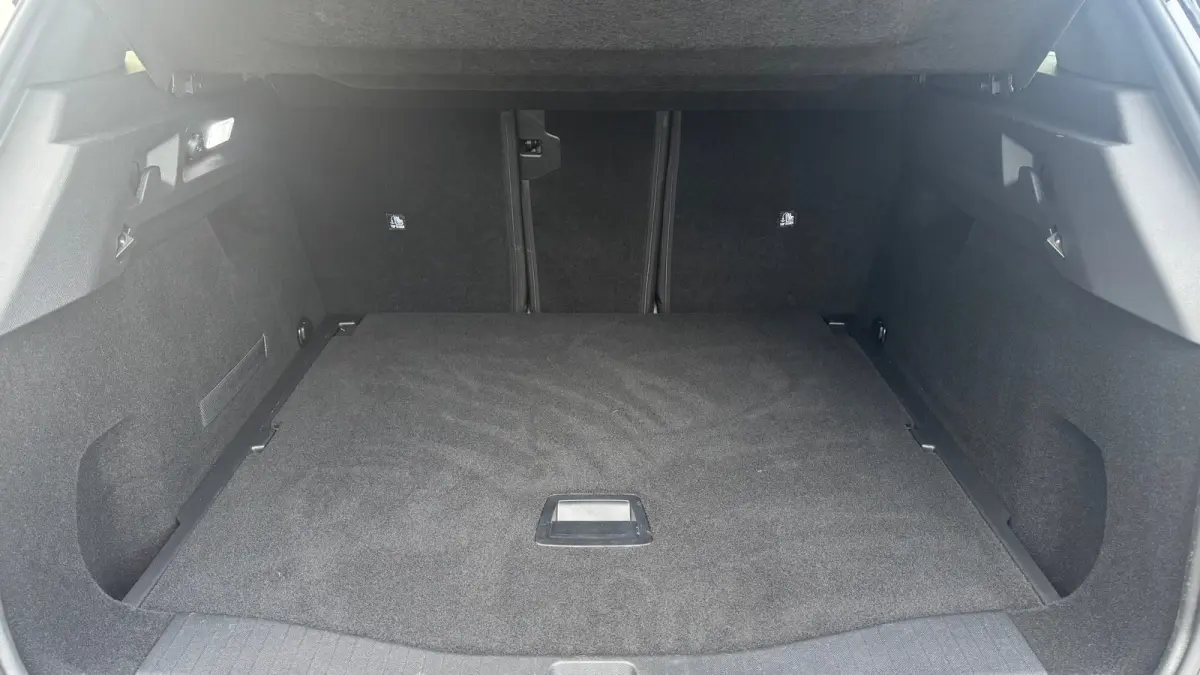 1.6 TURBO PLUG-IN HYBRID 195PK ULTIMATE GS AUTOMAAT / NAVI / LEDER / CLIMA / FULL-LED / PDC / KEYLESS / AFN. TREKHAAK / 19" LMV / PANO. DAK / ADAPT. CRUISE / 1E EIGENAAR / NIEUWSTAAT !!