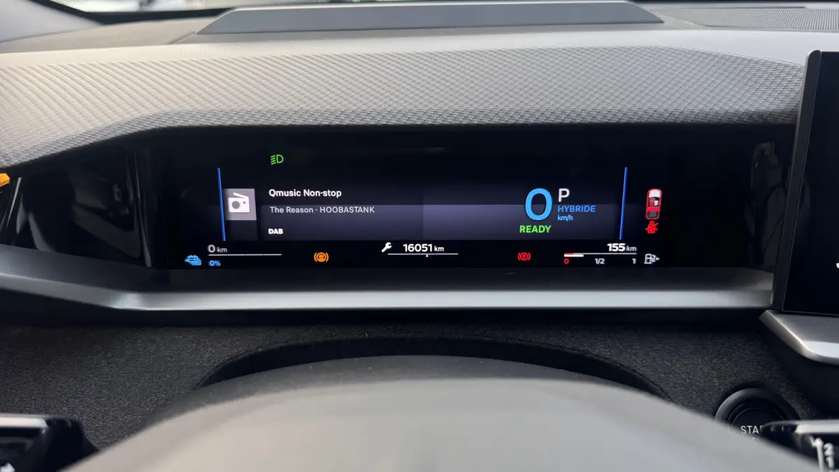 1.6 TURBO PLUG-IN HYBRID 195PK ULTIMATE GS AUTOMAAT / NAVI / LEDER / CLIMA / FULL-LED / PDC / KEYLESS / AFN. TREKHAAK / 19" LMV / PANO. DAK / ADAPT. CRUISE / 1E EIGENAAR / NIEUWSTAAT !!