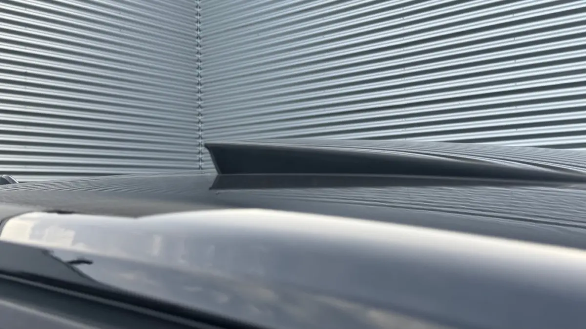 1.6 TURBO PLUG-IN HYBRID 195PK ULTIMATE GS AUTOMAAT / NAVI / LEDER / CLIMA / FULL-LED / PDC / KEYLESS / AFN. TREKHAAK / 19" LMV / PANO. DAK / ADAPT. CRUISE / 1E EIGENAAR / NIEUWSTAAT !!