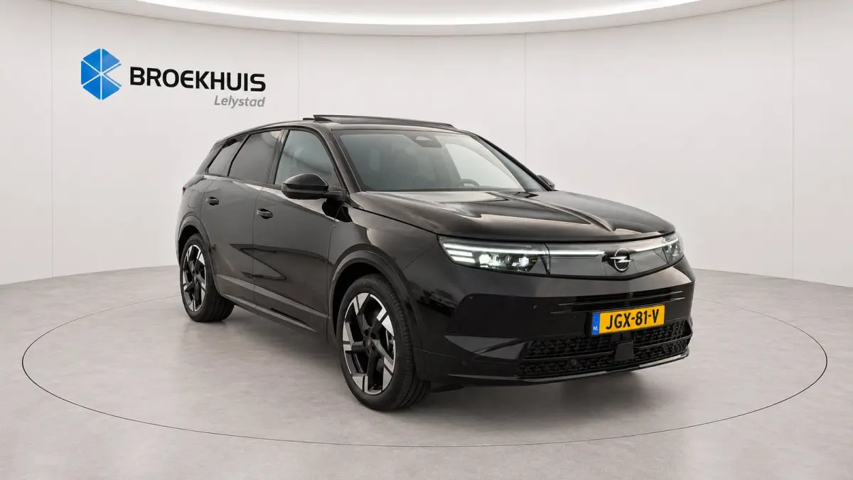 1.6 TURBO PLUG-IN HYBRID 195PK ULTIMATE GS AUTOMAAT / NAVI / LEDER / CLIMA / FULL-LED / PDC / KEYLESS / AFN. TREKHAAK / 19" LMV / PANO. DAK / ADAPT. CRUISE / 1E EIGENAAR / NIEUWSTAAT !!