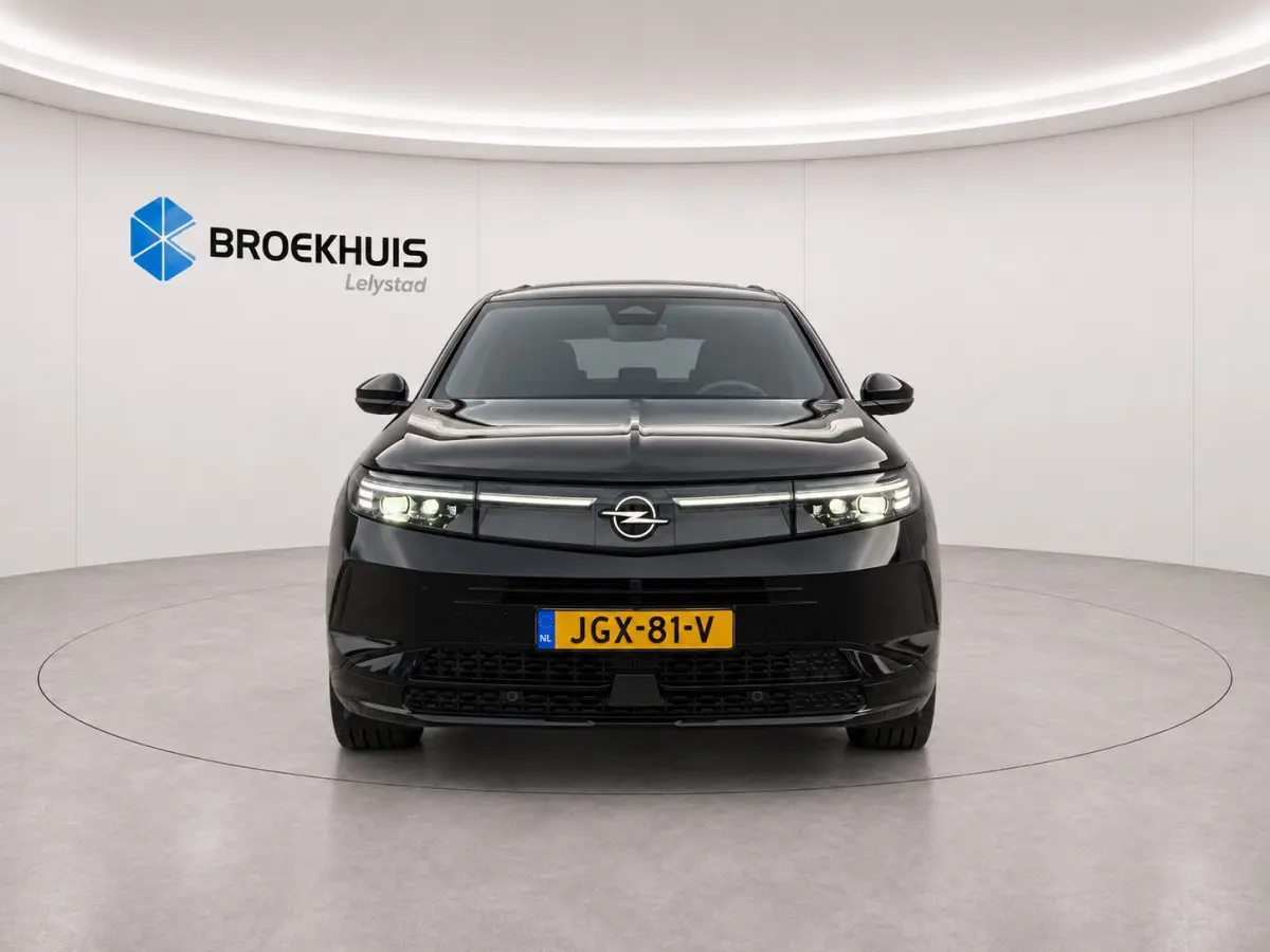 1.6 TURBO PLUG-IN HYBRID 195PK ULTIMATE GS AUTOMAAT / NAVI / LEDER / CLIMA / FULL-LED / PDC / KEYLESS / AFN. TREKHAAK / 19" LMV / PANO. DAK / ADAPT. CRUISE / 1E EIGENAAR / NIEUWSTAAT !!