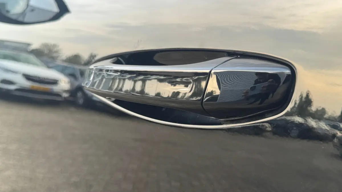 1.6 TURBO PLUG-IN HYBRID 195PK ULTIMATE GS AUTOMAAT / NAVI / LEDER / CLIMA / FULL-LED / PDC / KEYLESS / AFN. TREKHAAK / 19" LMV / PANO. DAK / ADAPT. CRUISE / 1E EIGENAAR / NIEUWSTAAT !!
