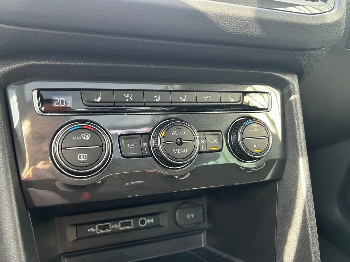 1.5 TSI R-Line Paroramdak/Trekhaak/Camera