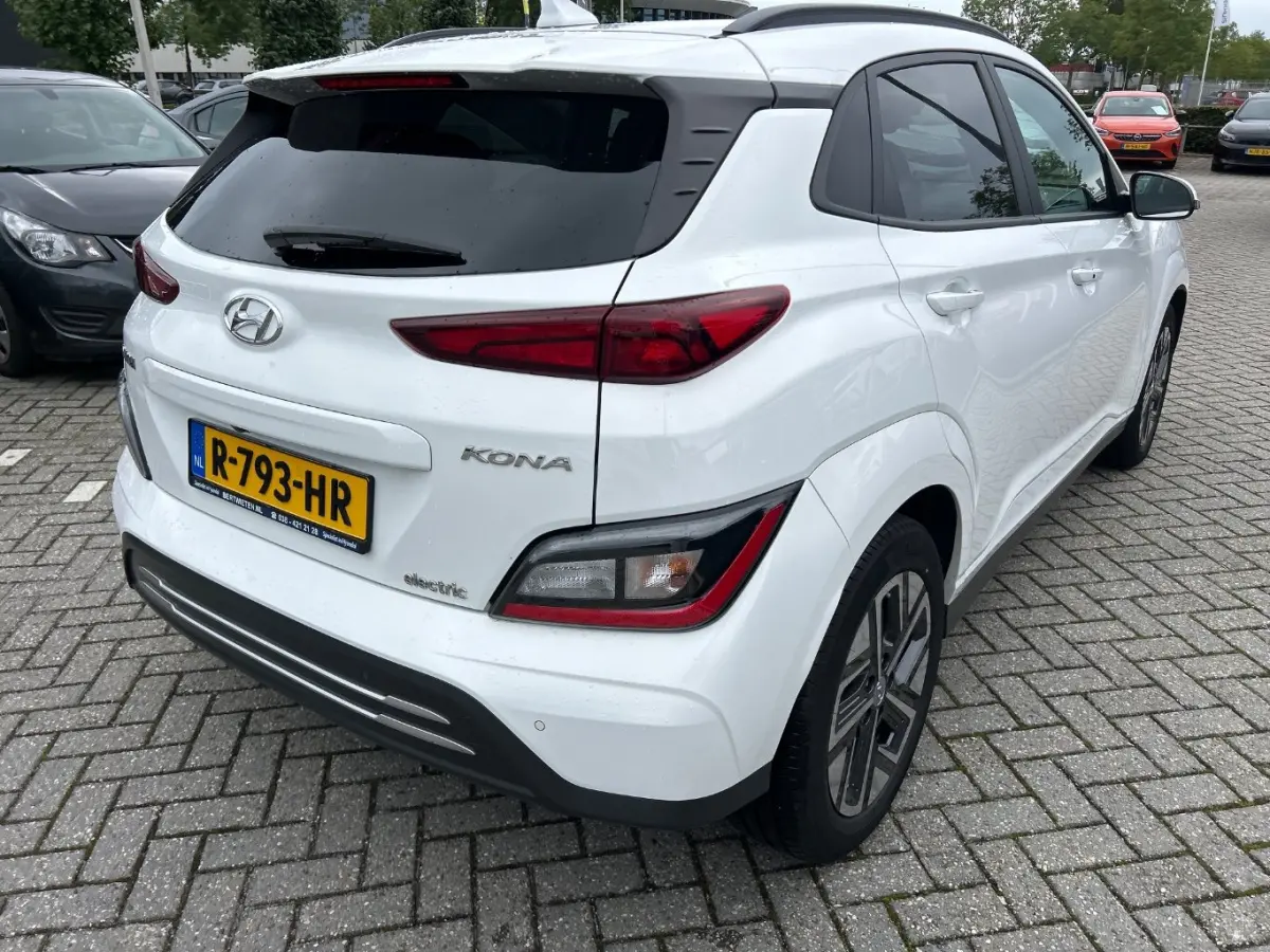 EV Comfort 39 kWh | Camera | Keyless | Apple Carplay/Android Auto | Parkeersensoren | Achteruitrijcamera | Apple Carplay/Android Auto|telefoonintegratie premium | Keyless entry