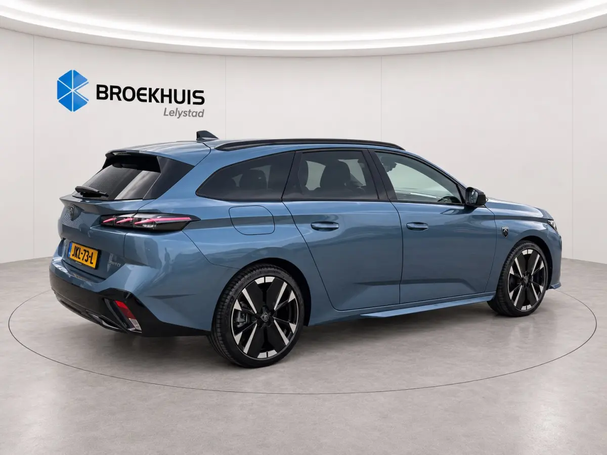 1.6 PLUG-IN HYBRID 195PK GT PACK AUTOMAAT / NAVI / LEDER / CLIMA / PDC / 18" LMV / CAMERA / KEYLESS / FULL-LED / WINTERPAKKET / APPLE CARPLAY / ADAPT. CRUISECONTROL / 1E EIGENAAR / FULL OPTI