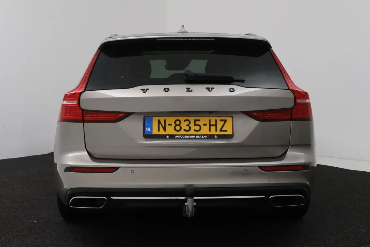 2.0 T6 Recharge AWD Inscription (PANORAMADAK, TREKHAAK, CAMERA, STOELVERWARMING, ELEKTR STOELEN)