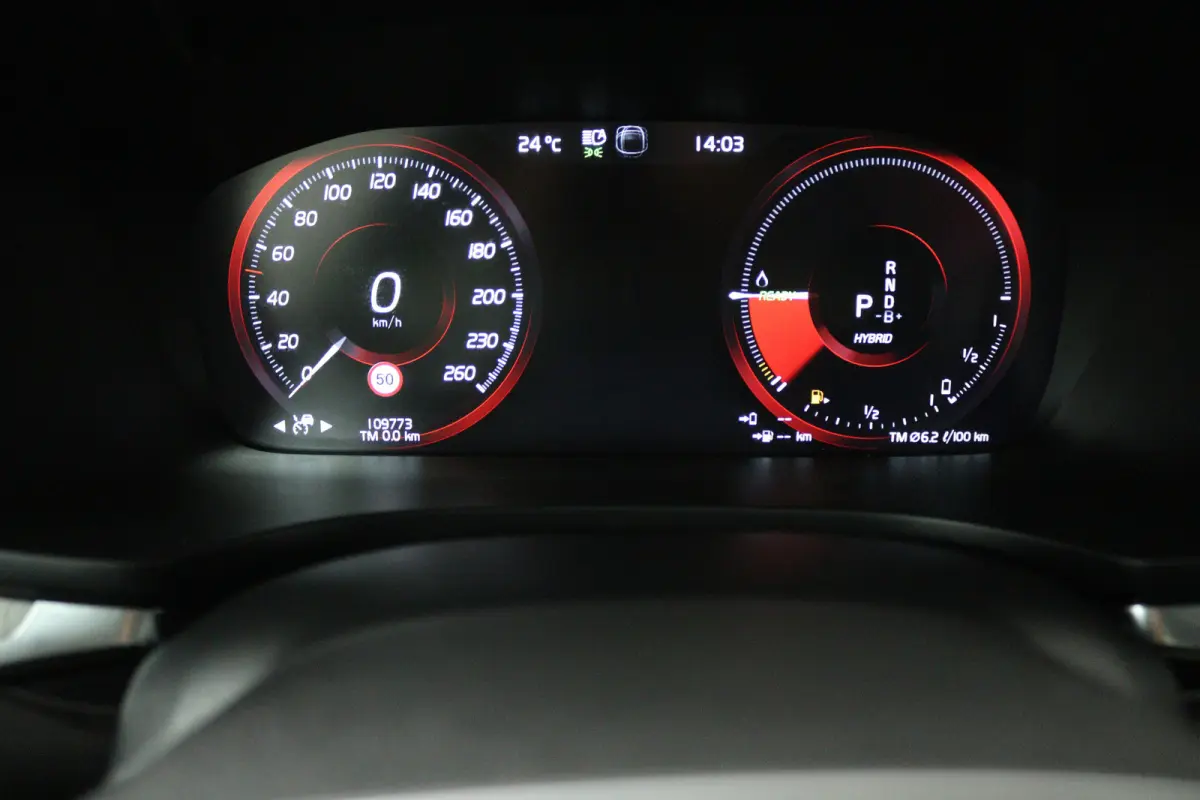 2.0 T6 Recharge AWD Inscription (PANORAMADAK, TREKHAAK, CAMERA, STOELVERWARMING, ELEKTR STOELEN)