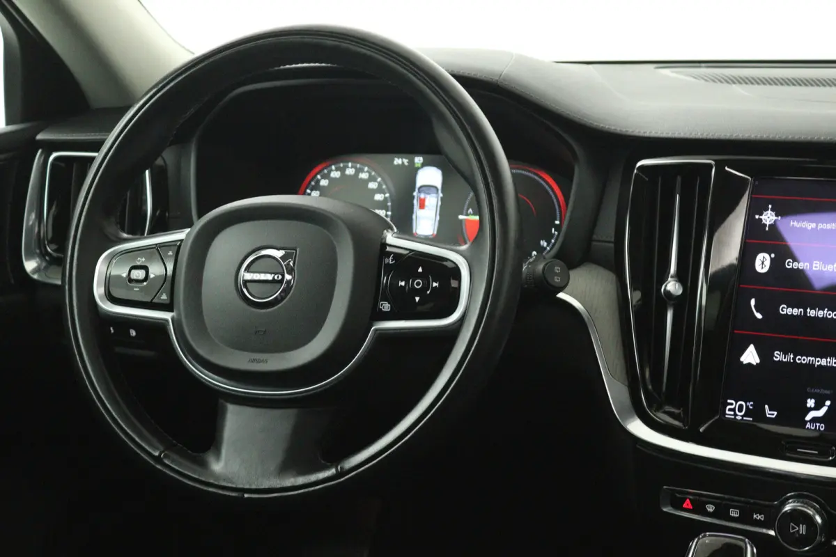 2.0 T6 Recharge AWD Inscription (PANORAMADAK, TREKHAAK, CAMERA, STOELVERWARMING, ELEKTR STOELEN)