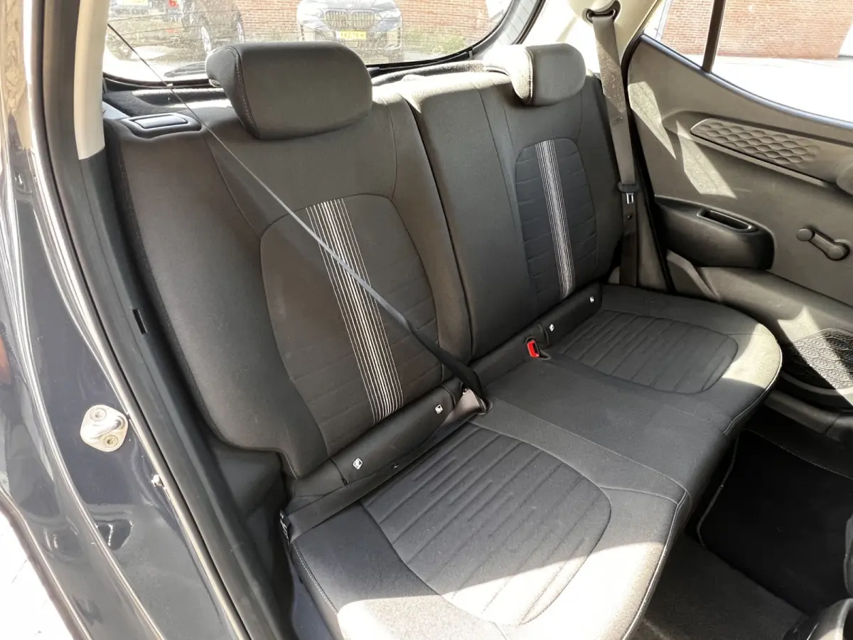 1.0 Comfort 5 Deurs | Airco | Hoge Instap | Cruise Control | Park Sensors | Sport Int | 1e Eigenaar!