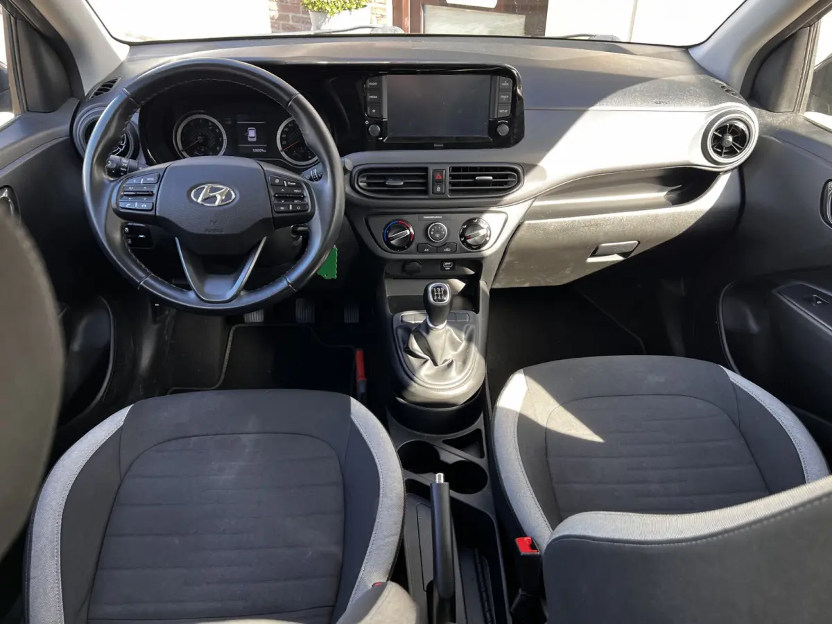 1.0 Comfort 5 Deurs | Airco | Hoge Instap | Cruise Control | Park Sensors | Sport Int | 1e Eigenaar!