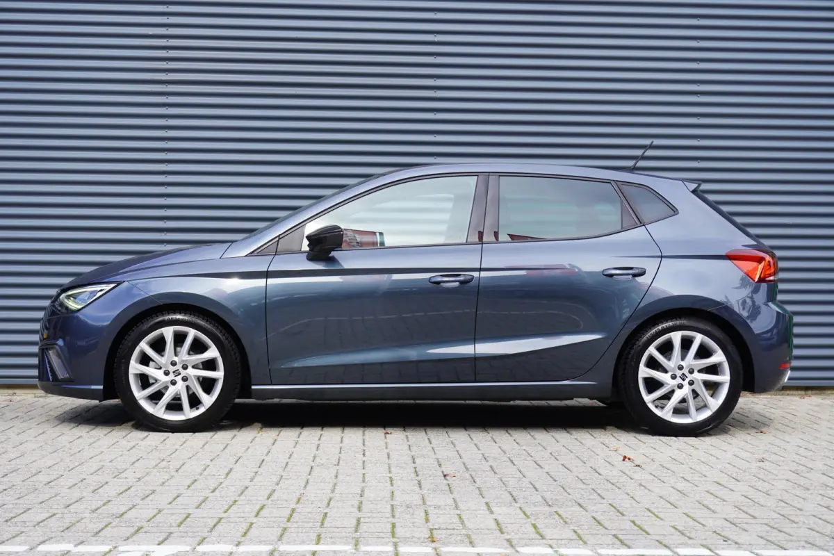 1.0 EcoTSI 95pk FR | PDC Voor & Achter | Climatronic | FullLink