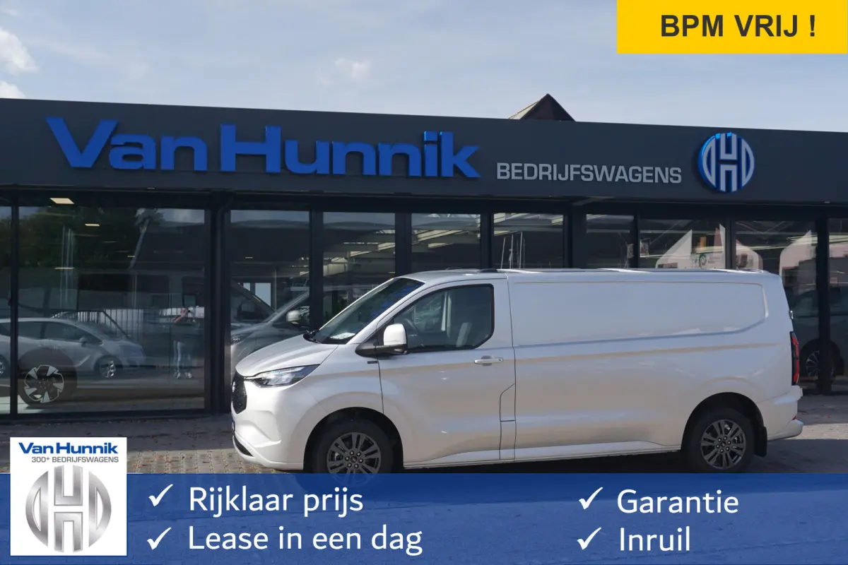 340L 218PK 71KWH Limited AUT BPM VRIJ!! Navi, ACC, 360° Cam, 17" LM NR. EC31