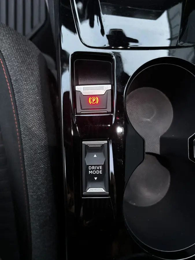 1.2 PureTech GT KEYLESS|CARPLAY|CAMERA|NAVI|NWE APK