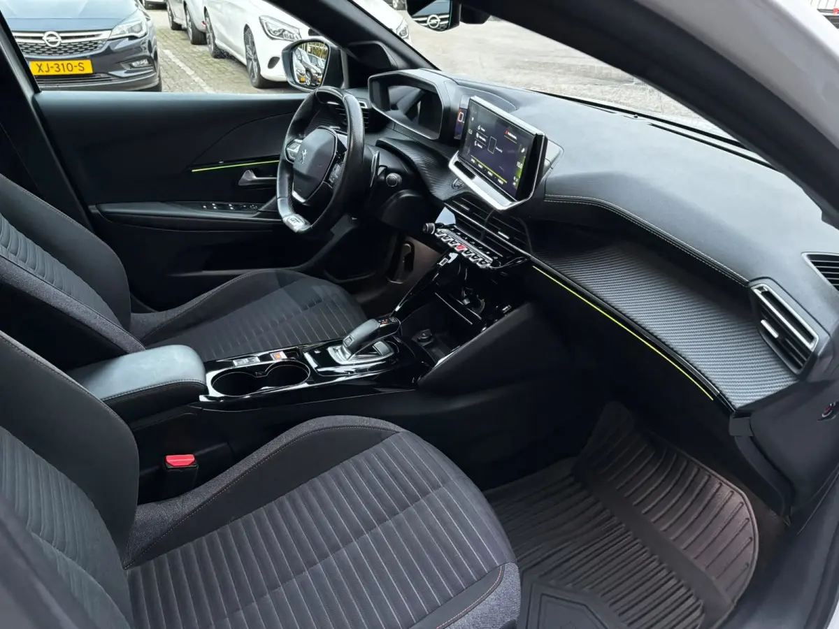 1.2 PureTech GT KEYLESS|CARPLAY|CAMERA|NAVI|NWE APK