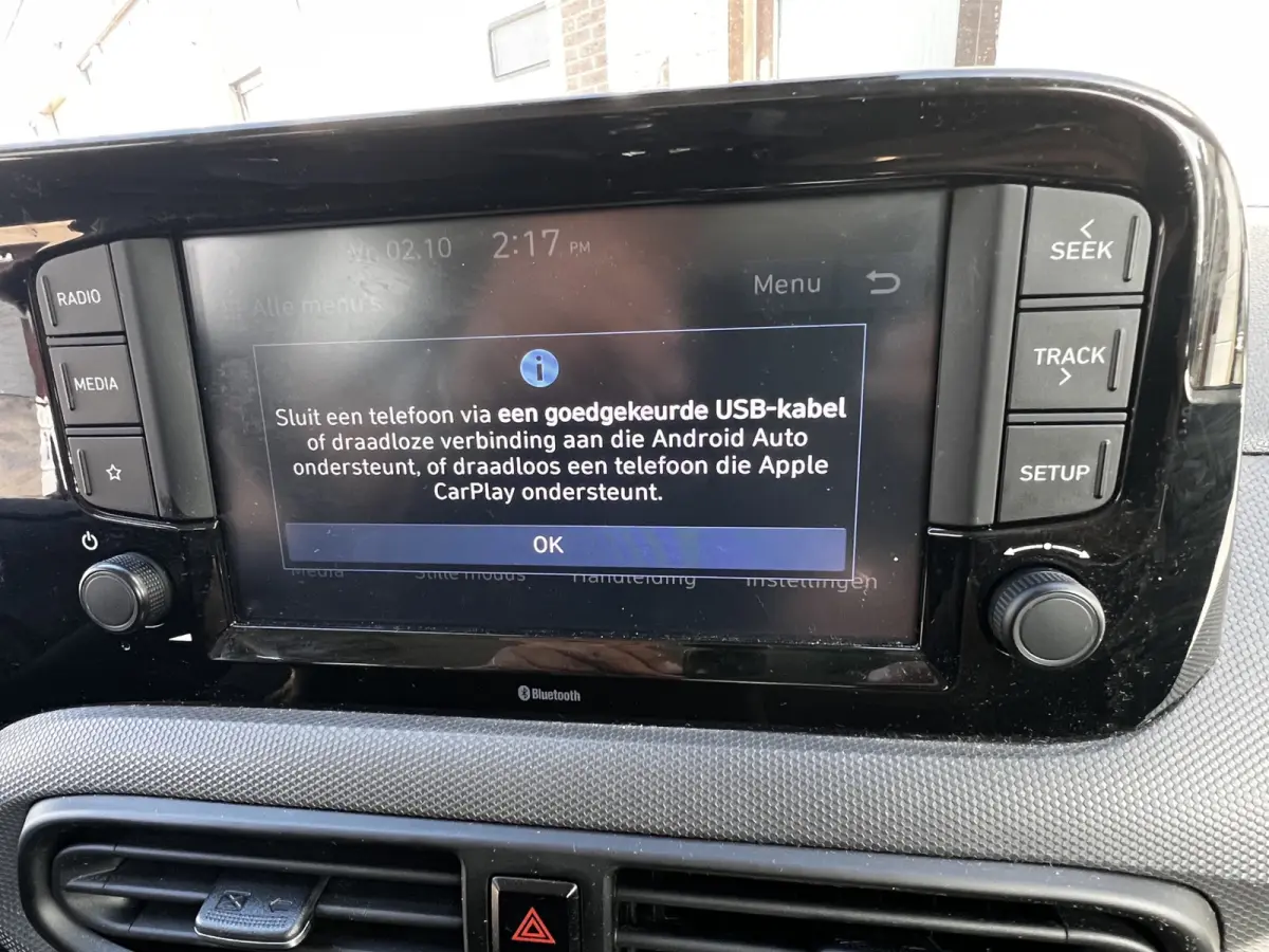 1.0 Comfort 5 Deurs | Airco | Apple CarPlay | Hoge Instap | Cruise Control | Park Sensors | Sport Int | 1e Eigenaar!