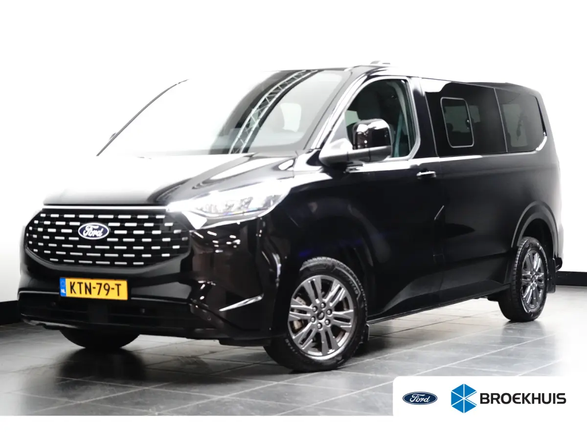 Tourneo 340 2.5 PHEV L1H1 Titanium | Stoel- Stuurverwarming | Parkeersenoren + Camera | Keyless | LED | Apple Carplay/Android Auto | Apple Carplay/Android Auto|telefoonintegratie premium | E
