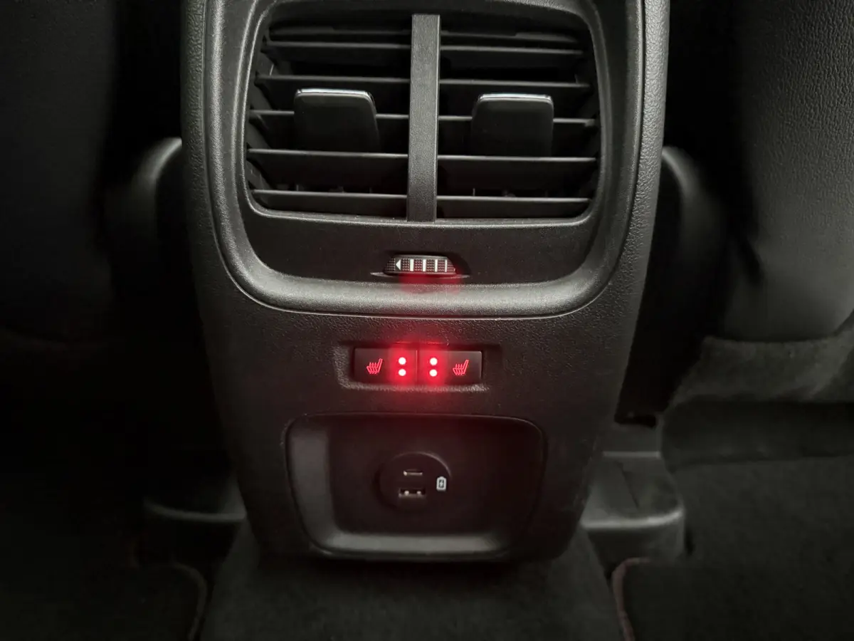 2.5 PHEV ST-Line X | Pano | Camera | HuD | Virtual | B&O | Sfeer | Carplay | Trekhaak | LED | NAP