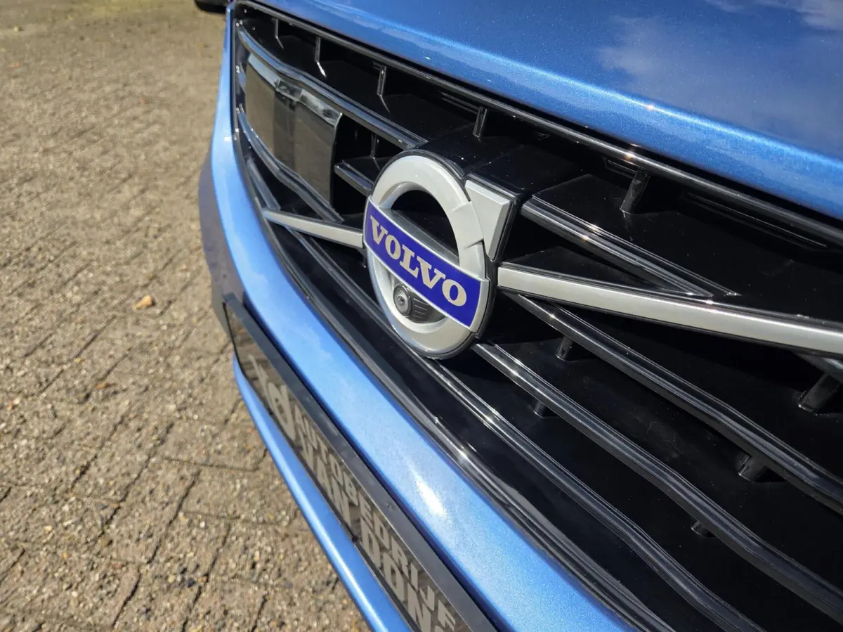 2.0 T5 R-Design AWD | 245 PK | Elektr. achterklep / Adaptive Cruise