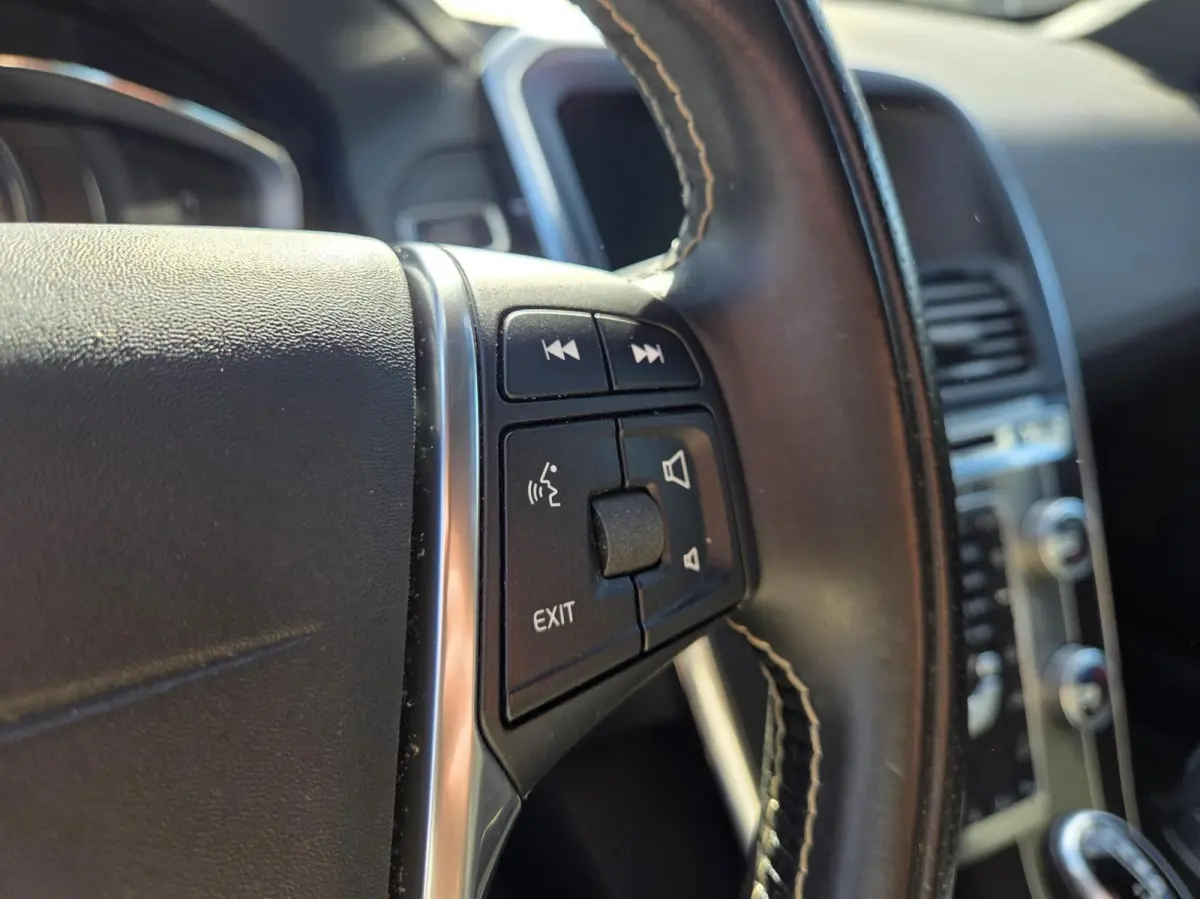2.0 T5 R-Design AWD | 245 PK | Elektr. achterklep / Adaptive Cruise