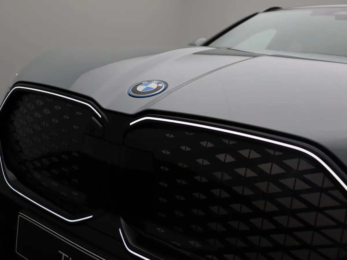 xDrive30 67 kWh M Sport Edition M Sportpakket Pro | Innovation Pack | Harman Kardon | Panoramadak
