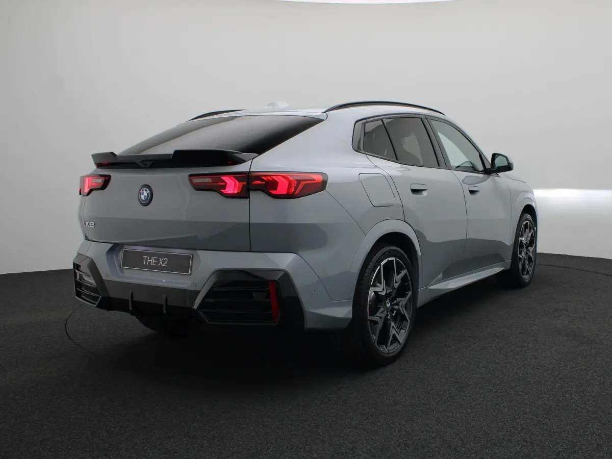 xDrive30 67 kWh M Sport Edition M Sportpakket Pro | Innovation Pack | Harman Kardon | Panoramadak