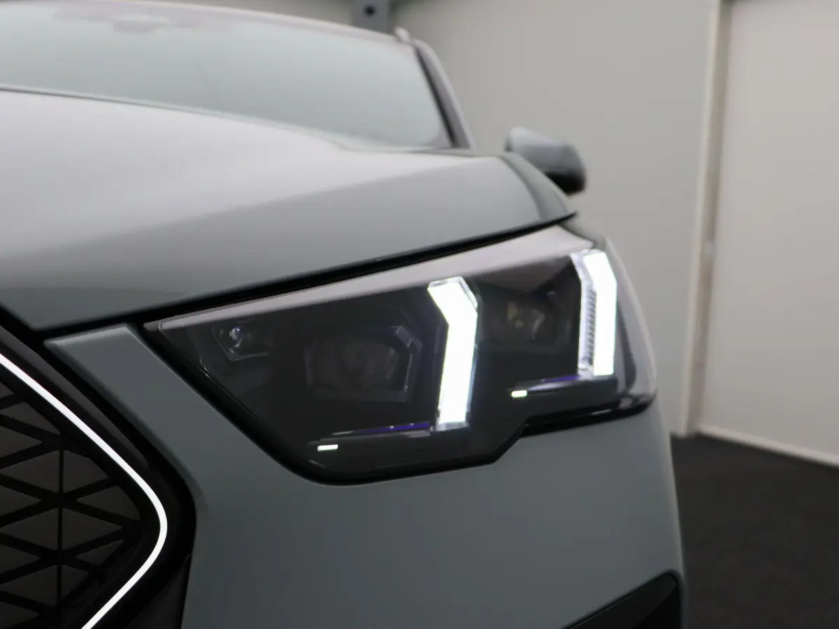 xDrive30 67 kWh M Sport Edition M Sportpakket Pro | Innovation Pack | Harman Kardon | Panoramadak