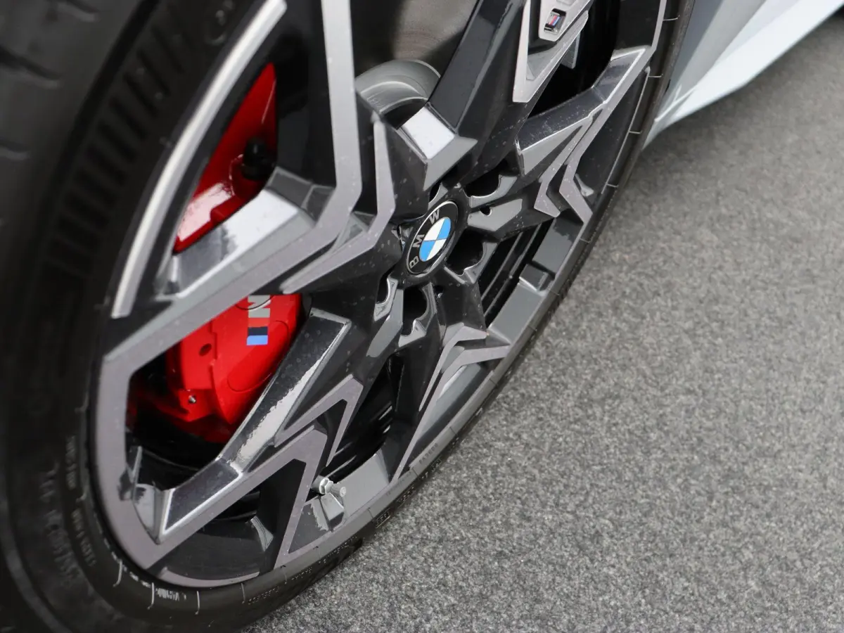 xDrive30 67 kWh M Sport Edition M Sportpakket Pro | Innovation Pack | Harman Kardon | Panoramadak