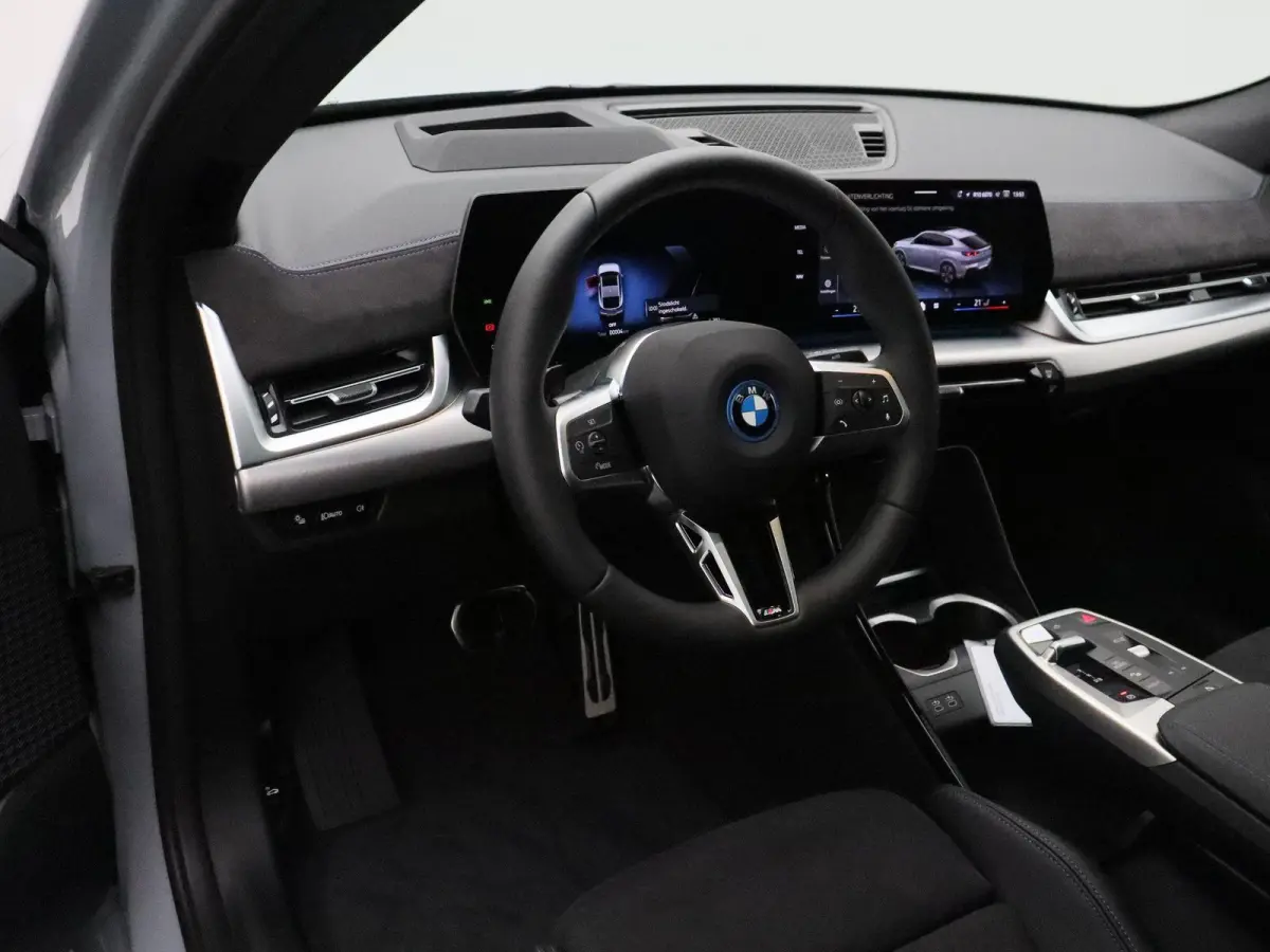 xDrive30 67 kWh M Sport Edition M Sportpakket Pro | Innovation Pack | Harman Kardon | Panoramadak