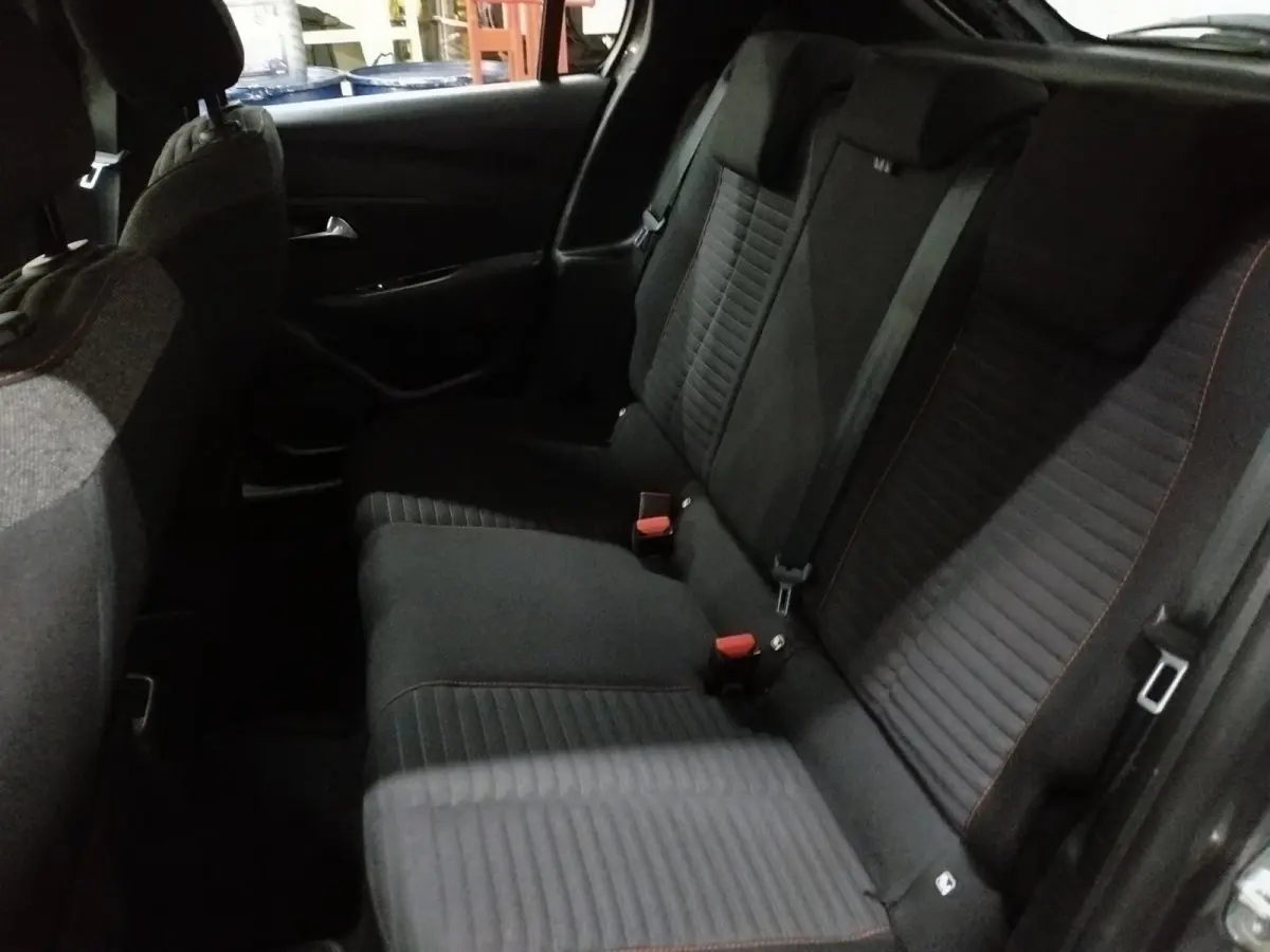 1.2 PureTech Active Pack