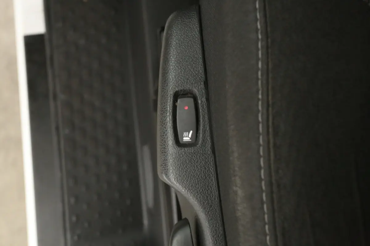 2.0 DCI 150PK L2H1 | Automaat | Airco | Camera | Cruise | Carplay | LED | 2xSchuifdeur | 3 Zits | Trekhaak
