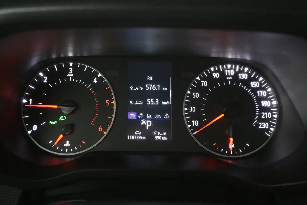 2.0 DCI 150PK L2H1 | Automaat | Airco | Camera | Cruise | Carplay | LED | 2xSchuifdeur | 3 Zits | Trekhaak