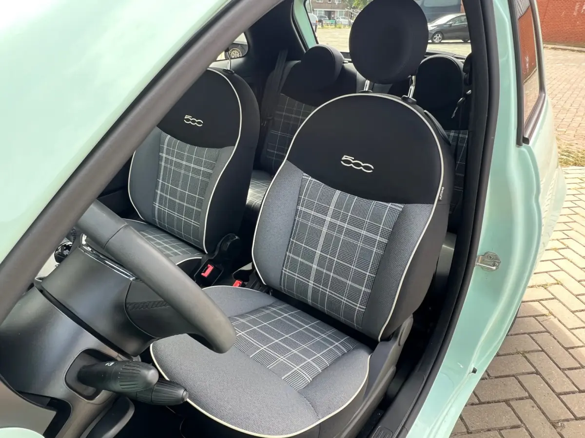 1.0 Hybrid Lounge Airco / Apple Carplay / Android Auto / 15" LM Velgen / Park Sensors / 1e Eigenaar!