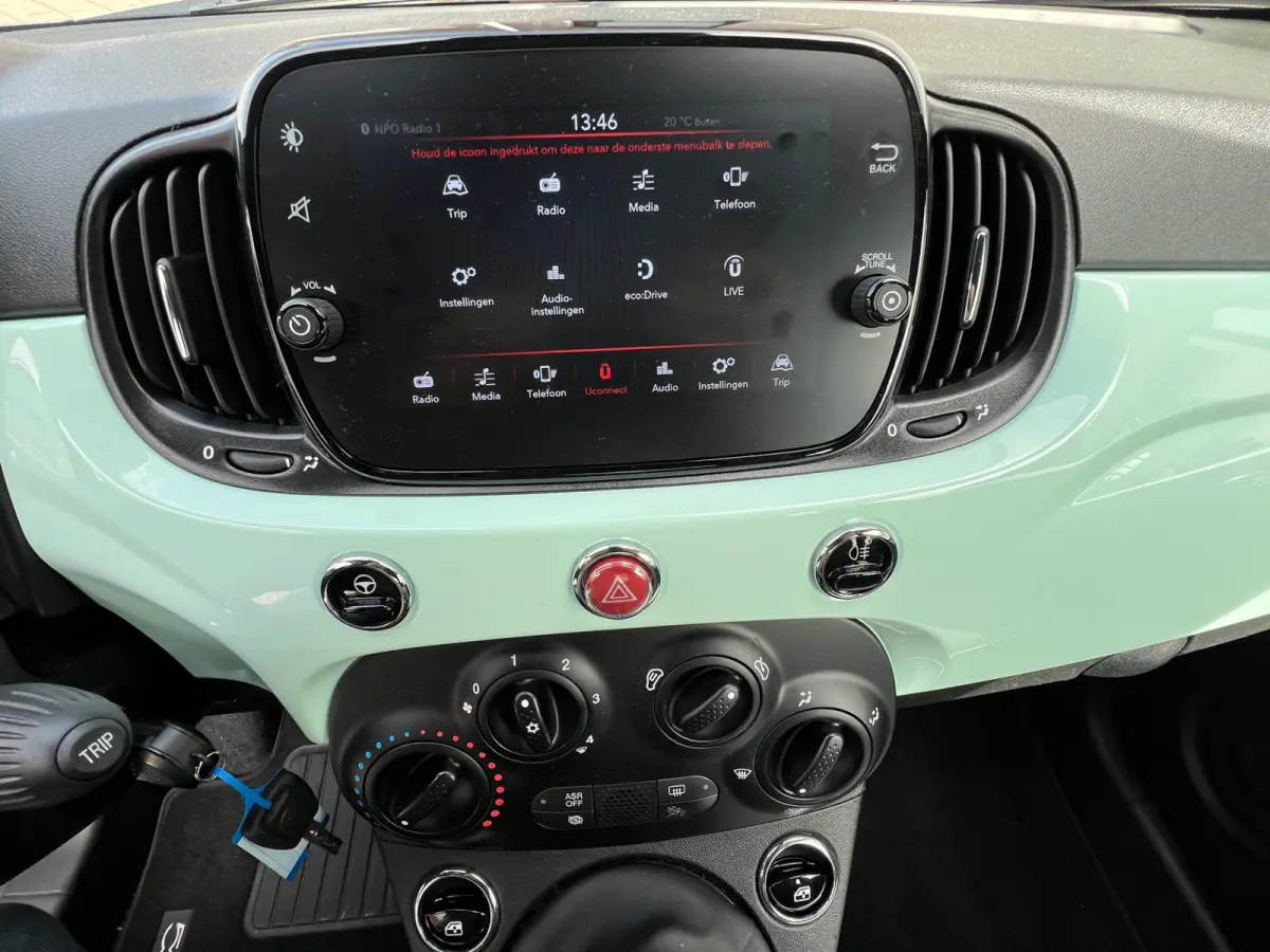 1.0 Hybrid Lounge Airco / Apple Carplay / Android Auto / 15" LM Velgen / Park Sensors / 1e Eigenaar!
