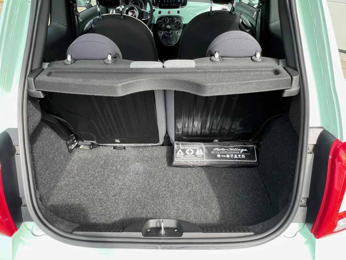 1.0 Hybrid Lounge Airco / Apple Carplay / Android Auto / 15" LM Velgen / Park Sensors / 1e Eigenaar!