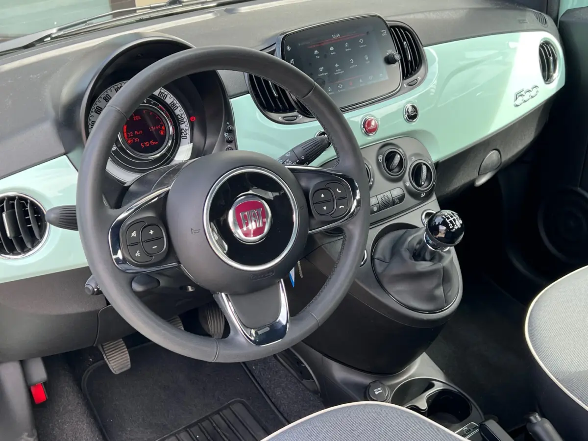 1.0 Hybrid Lounge Airco / Apple Carplay / Android Auto / 15" LM Velgen / Park Sensors / 1e Eigenaar!