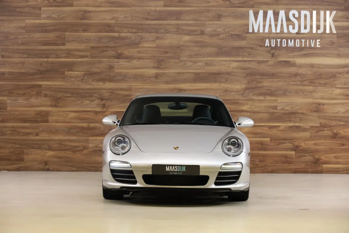 3.8 Carrera 4S