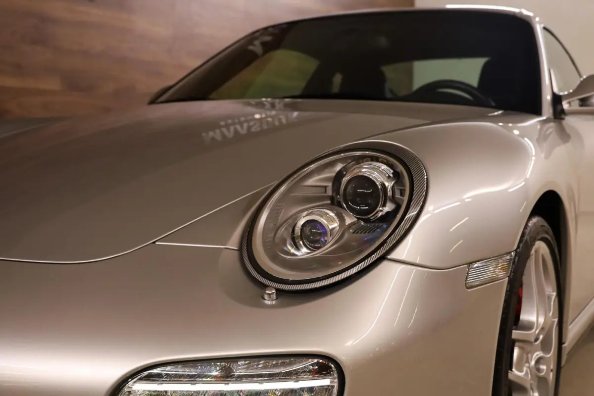 3.8 Carrera 4S