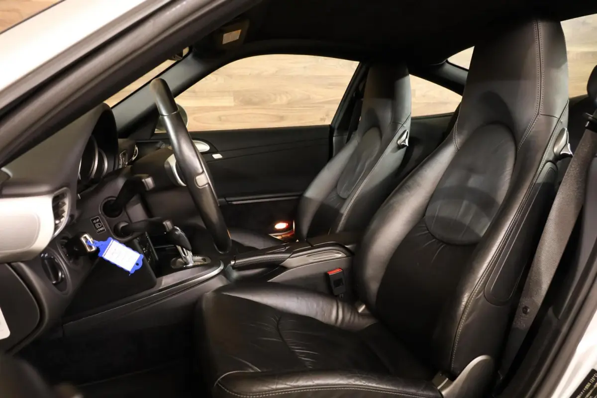 3.8 Carrera 4S