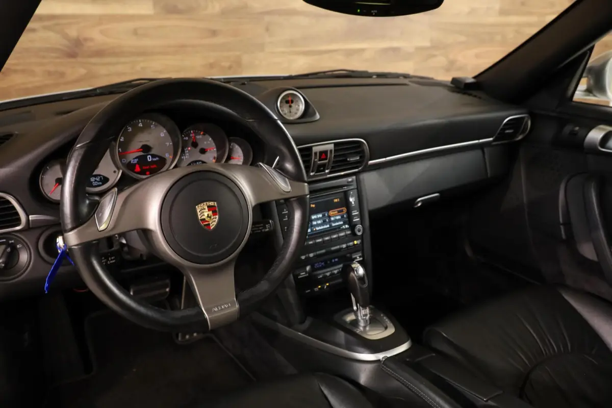 3.8 Carrera 4S