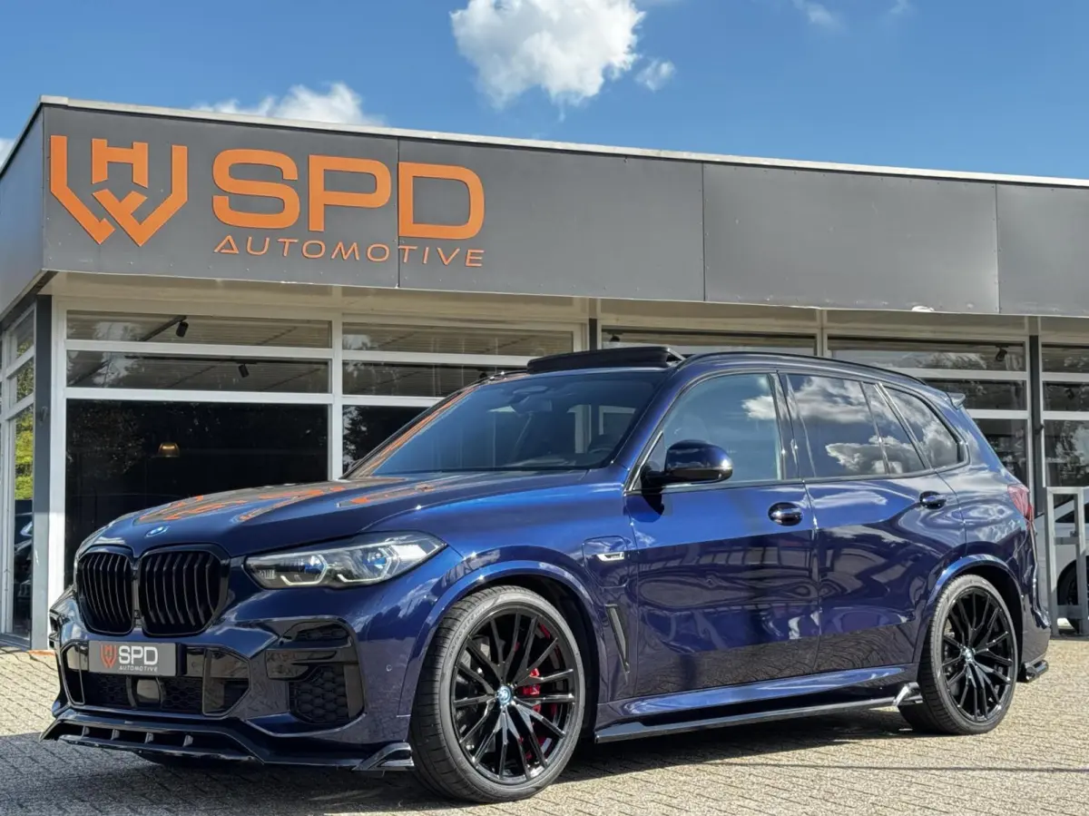 xDrive45e M-Sport|B&W|22"|M-Stoelen|Pano|Laser|Skylou