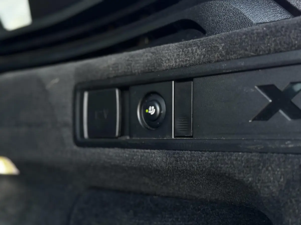xDrive45e M-Sport|B&W|22"|M-Stoelen|Pano|Laser|Skylou