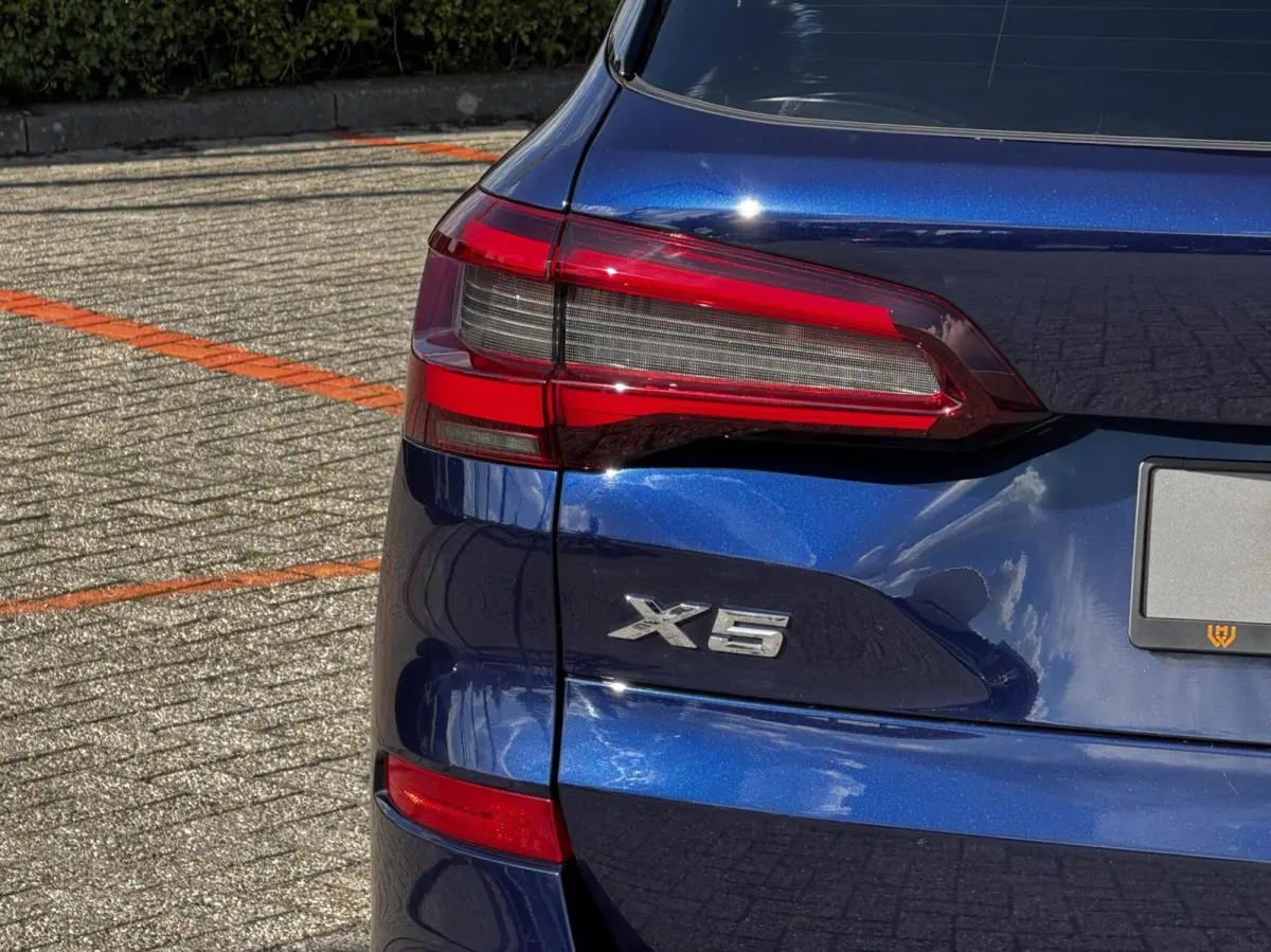 xDrive45e M-Sport|B&W|22"|M-Stoelen|Pano|Laser|Skylou