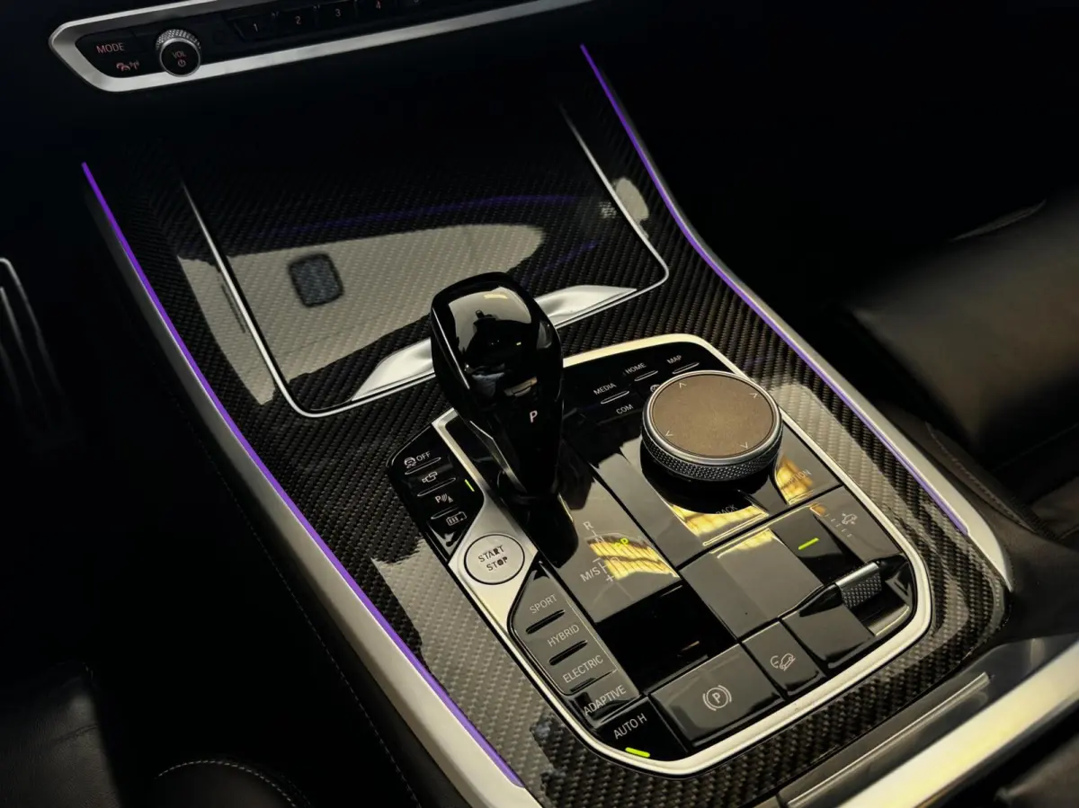 xDrive45e M-Sport|B&W|22"|M-Stoelen|Pano|Laser|Skylou