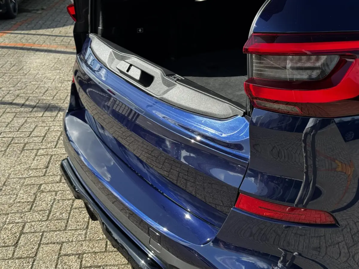 xDrive45e M-Sport|B&W|22"|M-Stoelen|Pano|Laser|Skylou