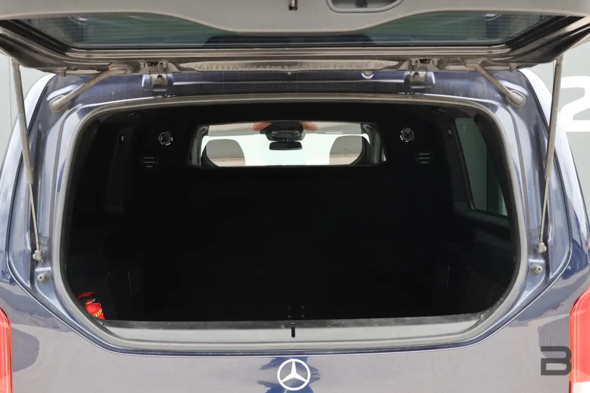 250d Lang DC Edition / AMG line / Stoelventilatie / Stoelverwarming / 2x Scuifdeur / Maestro surroundsystem / Origineel NL