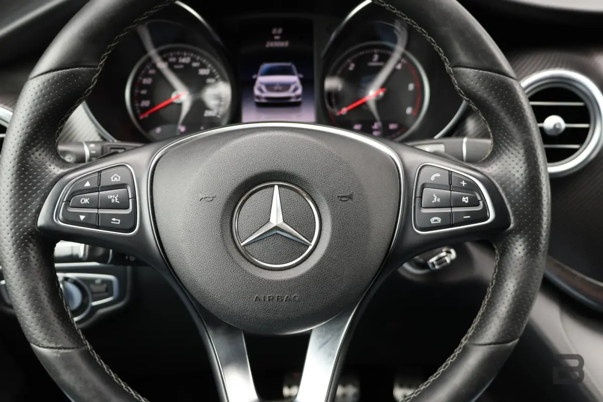 250d Lang DC Edition / AMG line / Stoelventilatie / Stoelverwarming / 2x Scuifdeur / Maestro surroundsystem / Origineel NL